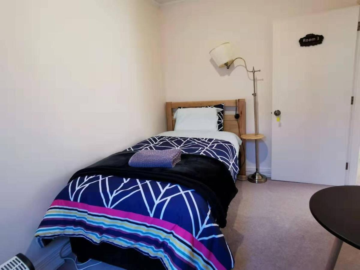 Large Private Room In Modern Stylish House Dunedin Kültér fotó