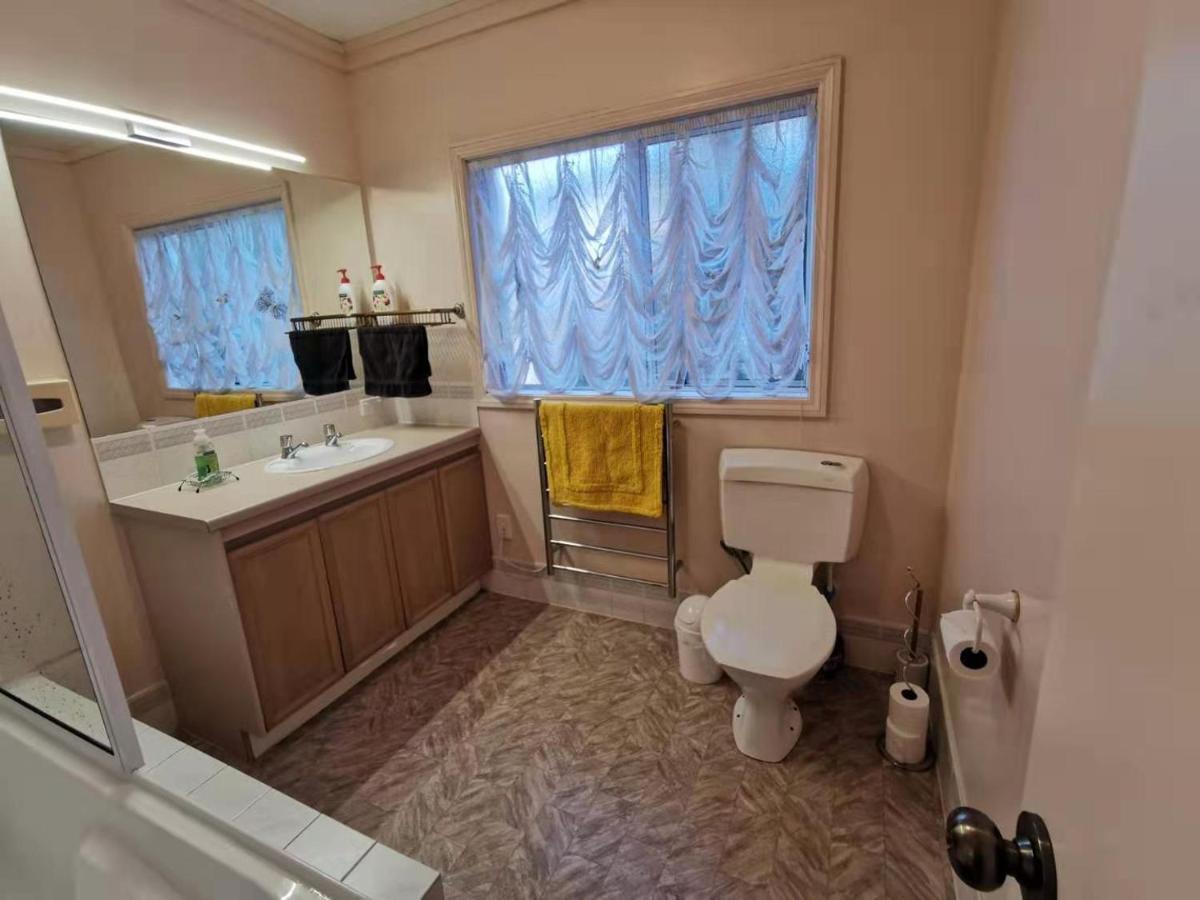 Large Private Room In Modern Stylish House Dunedin Kültér fotó